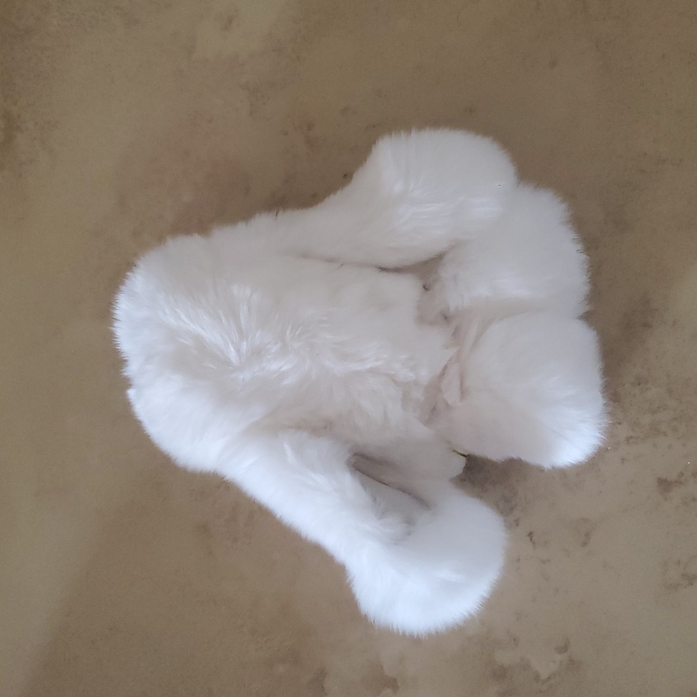 White Rabbit Fur Keychain nwot - Picture 5 of 7